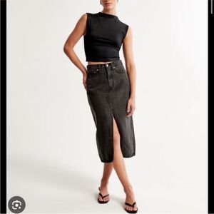 Abercrombie Denim High Rise Midi Skirt Size 28. Like new!